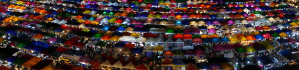 曼谷的火车夜市。图片下载