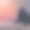 悬崖上的城堡在夕阳的最后余晖中图片下载