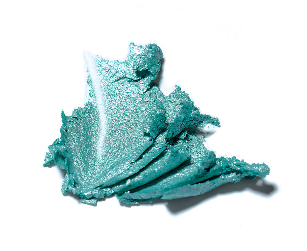 压碎的眼影图片下载