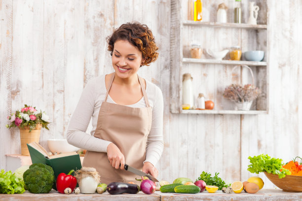 比起有害的食物，我更喜欢健康的饮食图片下载
