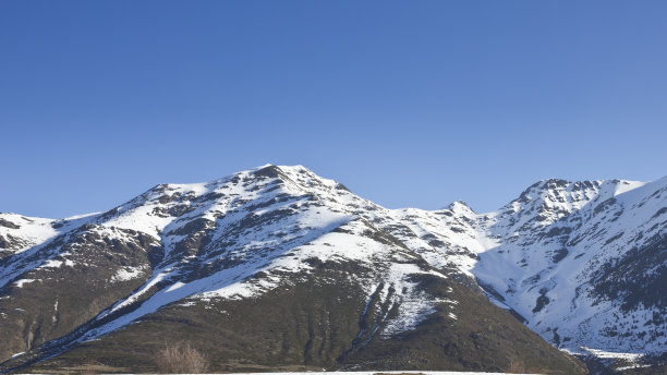 雪高峰图片下载