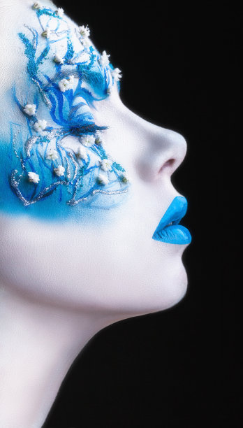 白色的脸图片下载