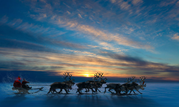 圣诞老人和他的驯鹿素材图片