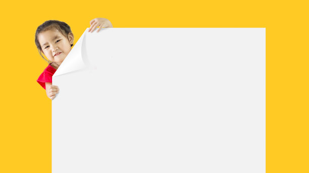 拿着白板的小女孩图片下载