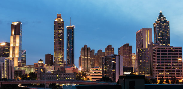 在市中心Twillight图片下载