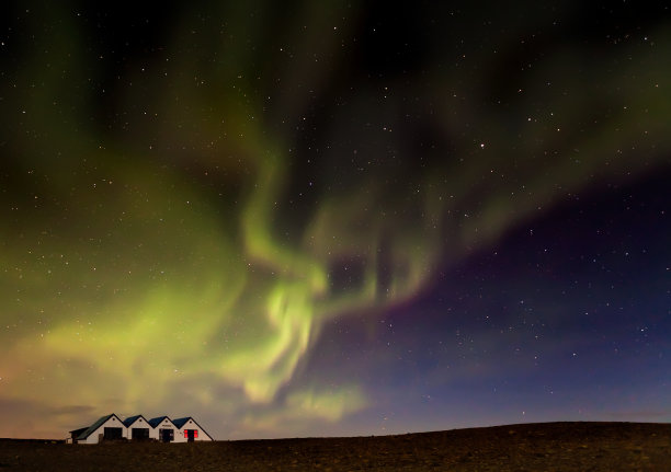 冰岛的夜晚图片下载