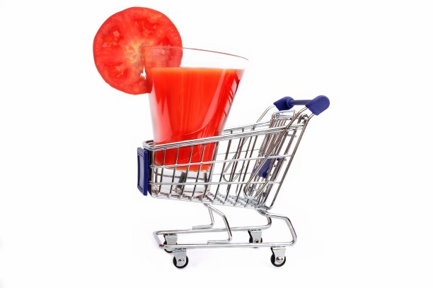 购物车里的番茄汁图片下载