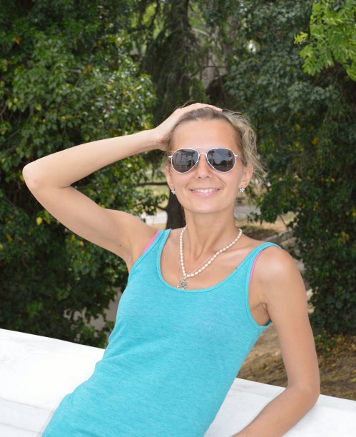 美丽的女孩图片下载