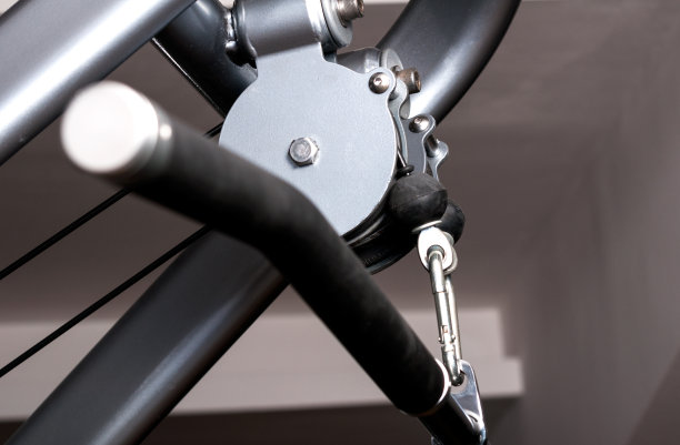 用手柄关闭健身器材滑轮图片下载