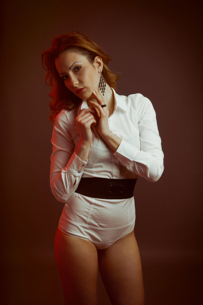 性感衣服的女人的魅力照片图片下载