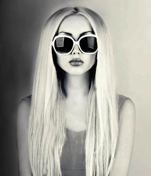 迷人的金发女人图片下载