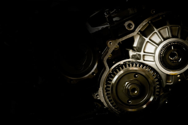 齿轮汽车在黑色背景图片下载