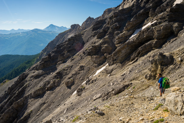 在意大利阿尔卑斯山徒步旅行图片下载