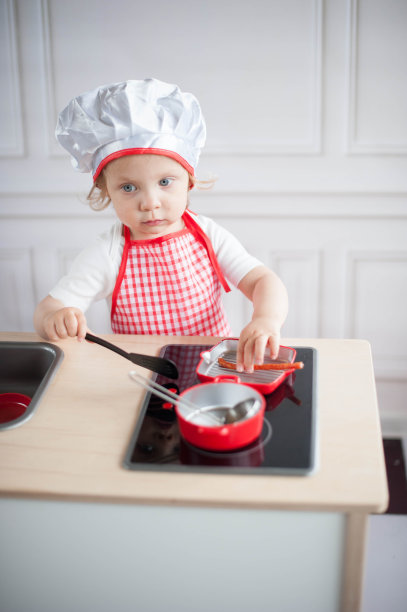 可爱的小厨师图片下载