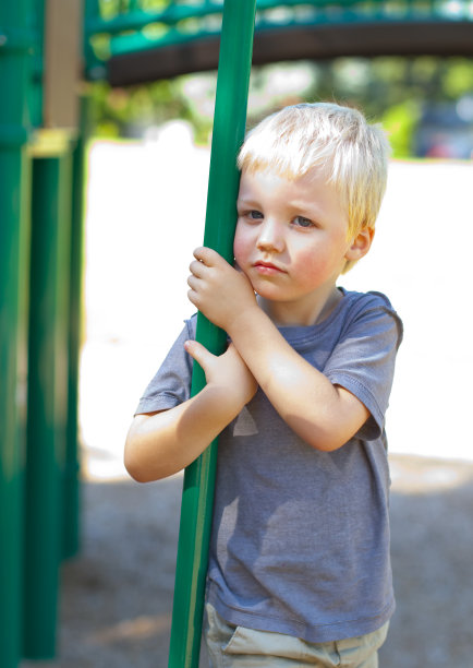 孤独的图片下载