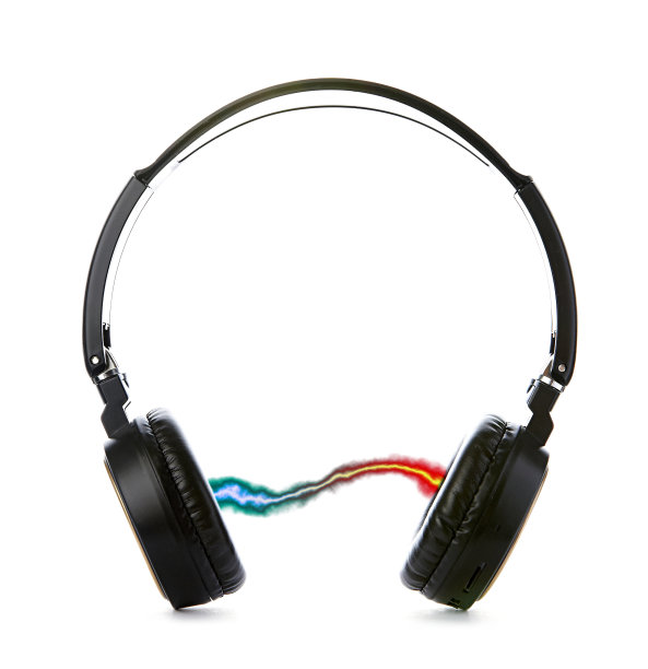 在白色的耳机图片下载