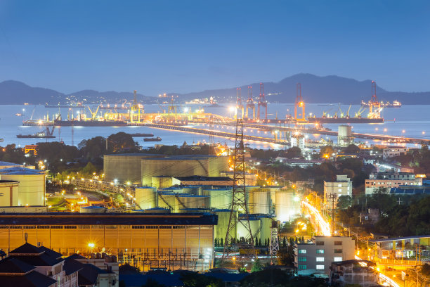 炼油厂图片下载