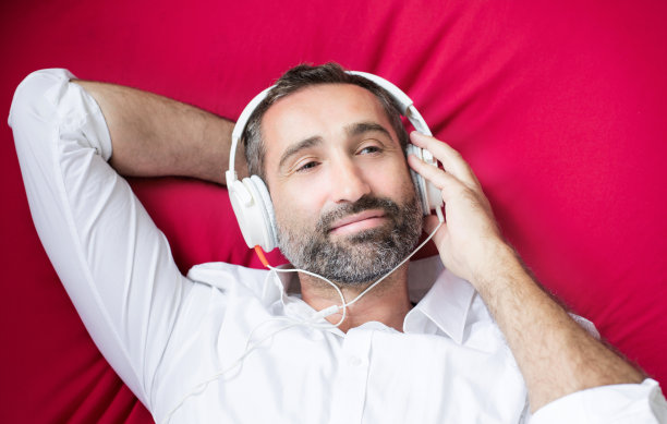 用耳机图片下载