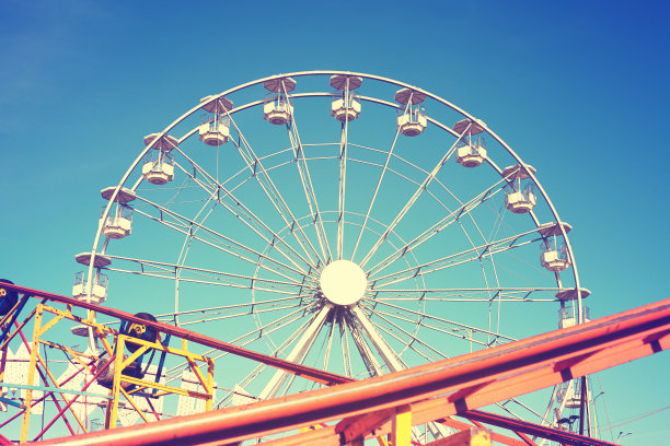 老式色调的图片，一个游乐园图片下载