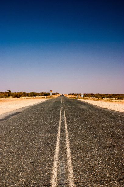 内陆的隆利路图片下载