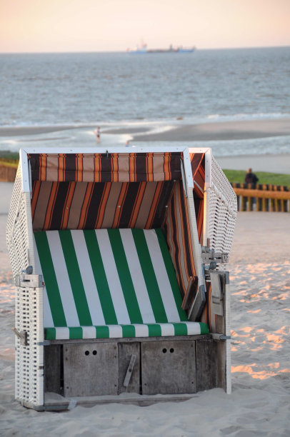 岛厚颜无耻图片下载