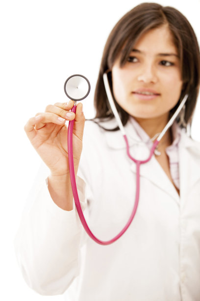 医生拿着听诊器图片下载