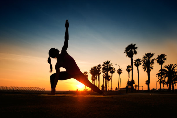 延伸侧角姿态图片下载