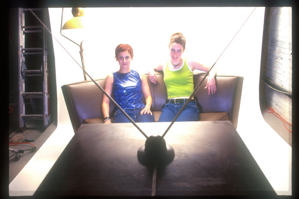 看电视时间图片下载