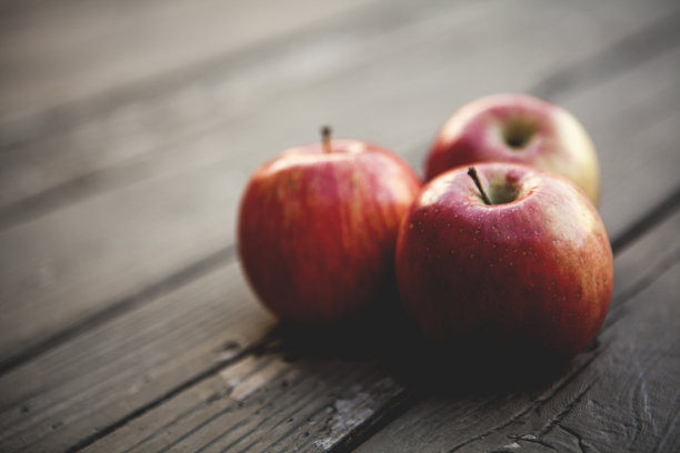 水果:富士苹果图片下载