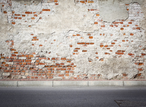 人行道和砖墙图片下载