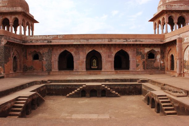 巴茨·巴哈杜尔的宫殿中图片下载