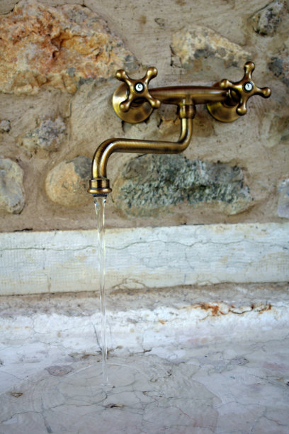 清冽甘甜的水....图片下载