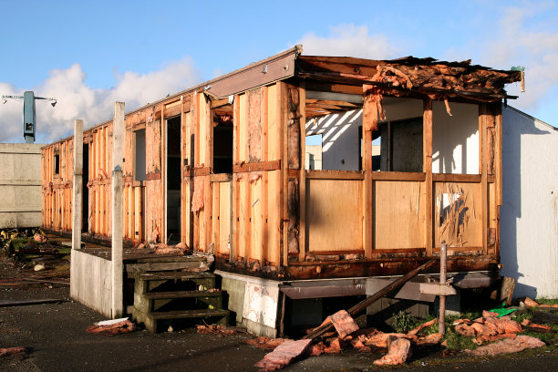 受水浸损毁的拖车公园图片下载