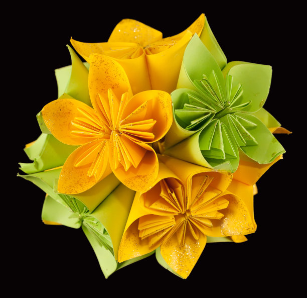 绿黄相间的纸草霜图片下载