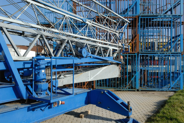 集装箱塔式起重机图片下载