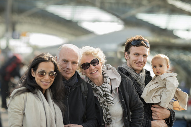 大家庭图片下载