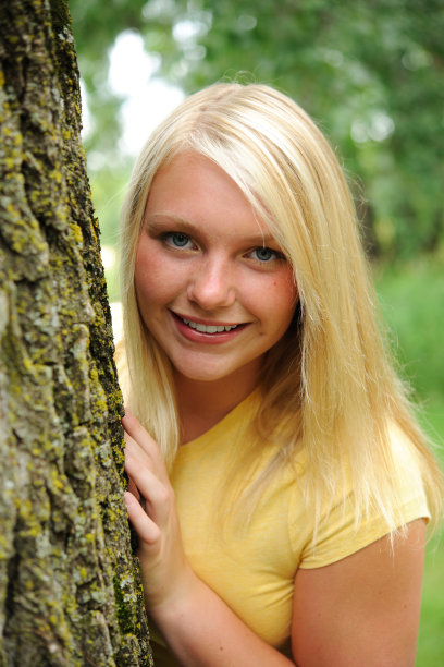 美丽的少女图片下载