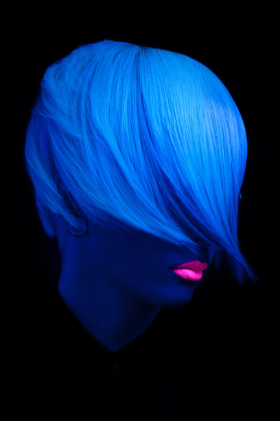 一个紫外线美丽的肖像插图图片下载