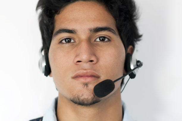 戴耳机的客户服务代表图片下载