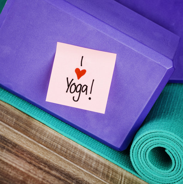 我爱瑜伽图片下载