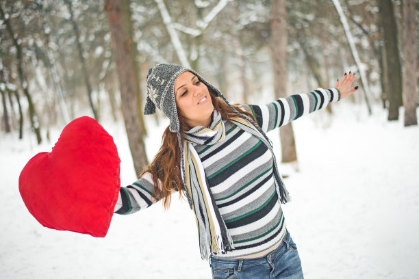 享受冬日时光图片下载