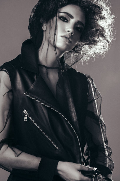 漂亮的女人图片下载