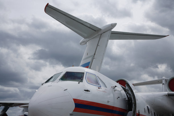 机场的飞机图片下载