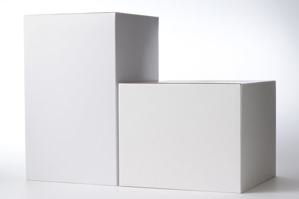 白色背景上的两个白色空白框的孤立镜头图片下载