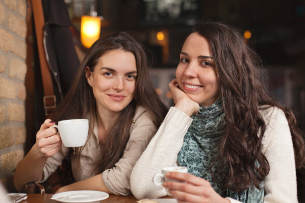 喝杯咖啡放松一下图片下载