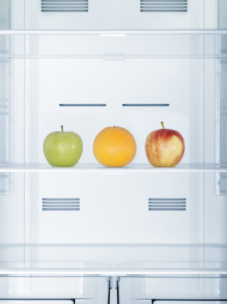 冰箱中的水果图片下载