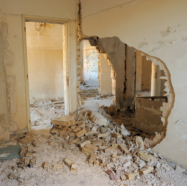 毁了建筑室内图片下载