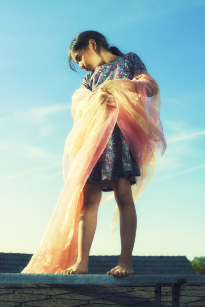 年轻女孩的肖像图片下载