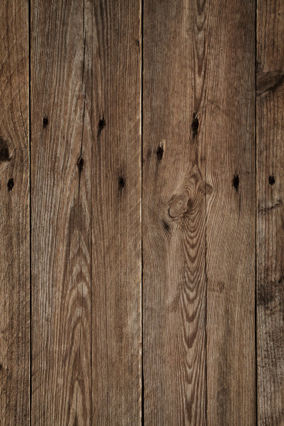 头顶上的深棕色木桌图片下载