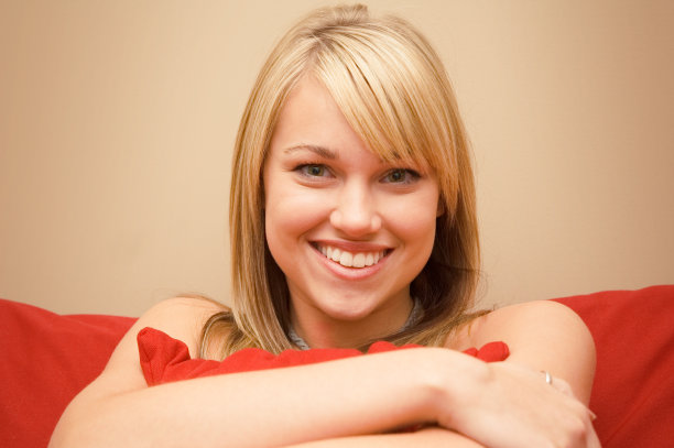 快乐少女画像图片下载